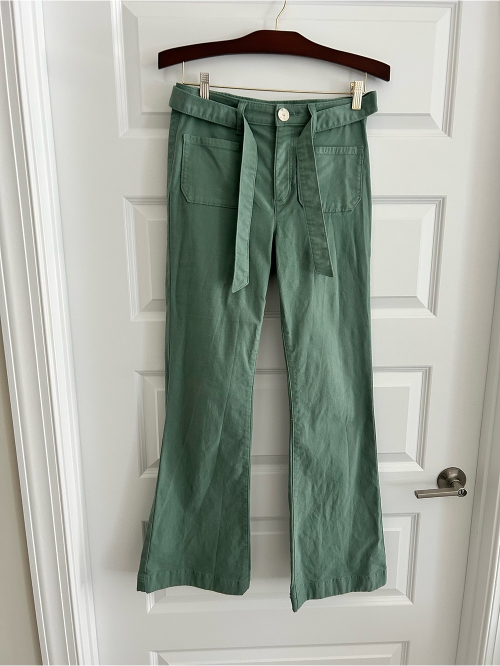 LC Lauren Conrad Super High Rise Flare Pants Green Size 4